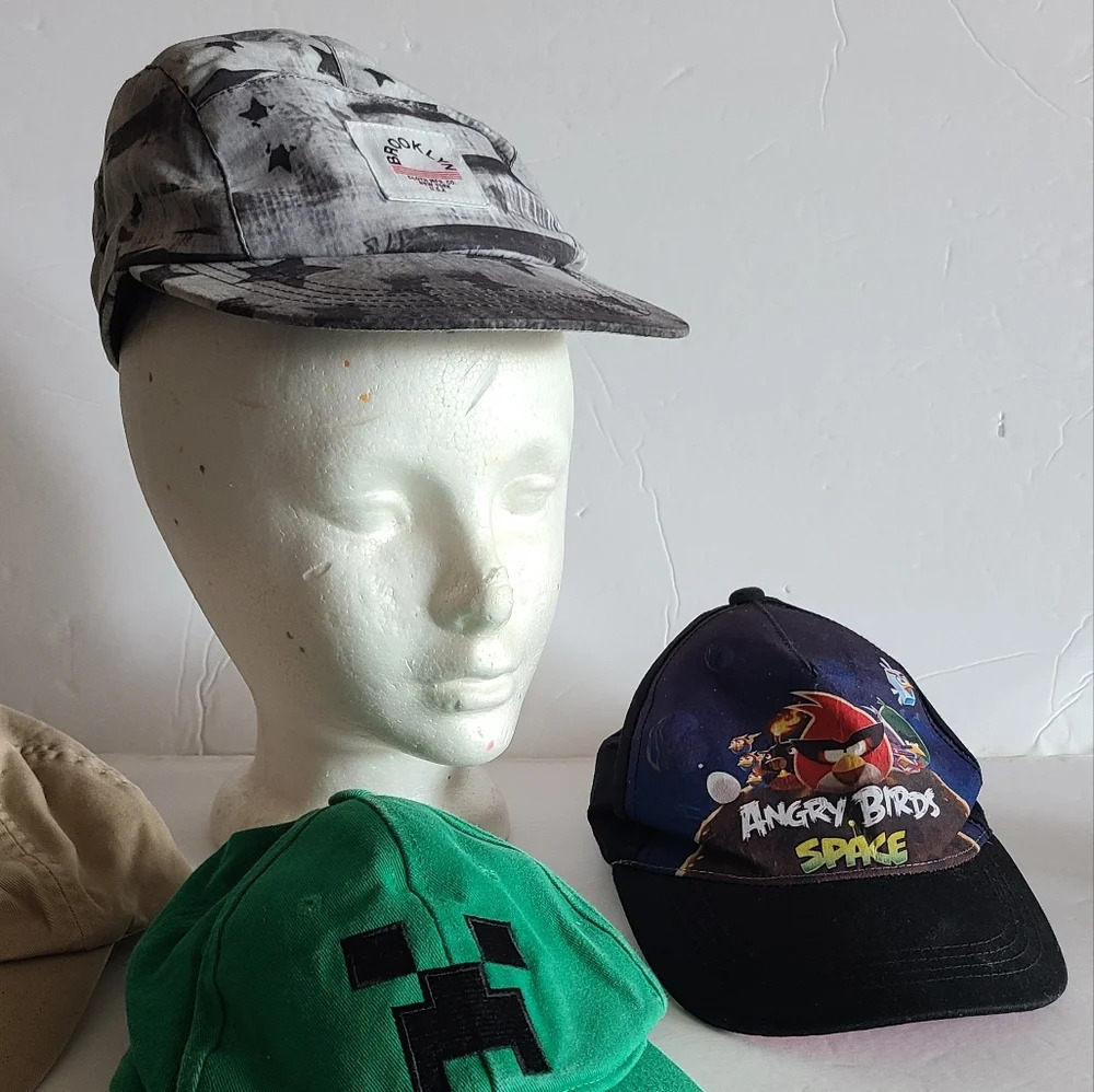 Lot of 4 boys baseball caps - Picture 2 of 12